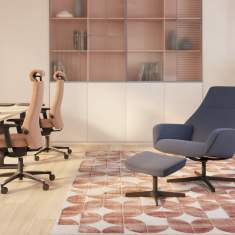 Barrique Lounge Sessel von Nowy Styl in Rosa und Gelb – stilvolle Sitzmöbel für moderne Büros