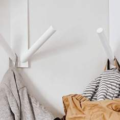 Taschenbaum® Türhaken von Styro montiert an der Wand, praktische Aufbewahrungslösung für Jacken und Taschen im Flur oder Schlafzimmer