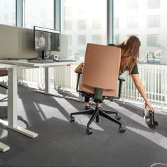 Girsberger Kyra 3D Drehstuhl mit 3D-Synchronmechanik, klettersynchroner Bewegungsablauf von Sitz und Rückenlehne