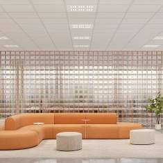Regent Lighting Geo 4 Boost Office Deckenleuchte im Loungebereich mit Akustikwand