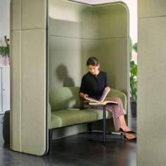 Sedus se:hive bench Rückzugszone im Büro für ruhiges Arbeiten und informelle Gespräche