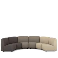 Gebogenes Materia Oas Modulsofa aus mehreren Sitzelementen für flexible Loungekonzepte