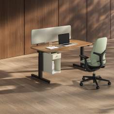 Haworth YourPlace Flex Schreibtisch im Büro mit Holzverkleidung als kompakter Arbeitsplatz mit Stauraumelement