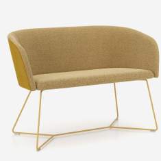 Nowy Styl Naudu Sofa in perspektivischer Ansicht mit organischer Formgebung