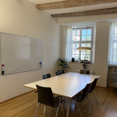 Prof. Bruhn & Partner AG 4