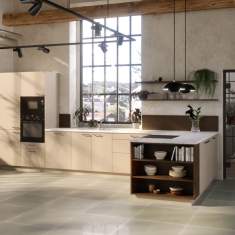 Neudoerfler SMART & VIBE Büroküche in offenem Pausenbereich mit Kücheninsel und Sitzgelegenheit