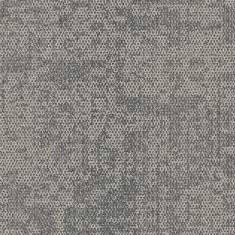 Interface Under Pressure Teppichfliese Variante Flint mit texturierter Musterstruktur