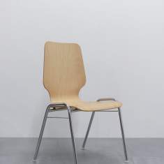 Stapelstuhl BWW Modell 100 mit Sitzschale aus Buchenholz und verchromtem Gestell