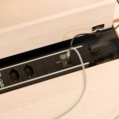 Bachmann STEP Einbausteckdoseneinheit mit modularen Strom- und Datenmodulen