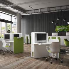 FLATup mobiler Arbeitsplatz von FM Büromöbel im modernen Coworking-Bereich