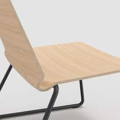 Bene B_Wave Lounge Chair mit formgebogener Holzschale und filigranem Kufengestell