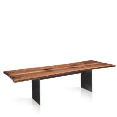 Ansichtsbild IGN. Design. IGN. TIMBER. Tisch – Massivholztisch mit markanter Holzmaserung und schwarzem Stahlgestell