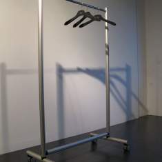 Kleiderständer | Garderobe/Kleiderständer/Kleiderbügel, o+c system - adeco, Fahrbare Garderobe o + c system