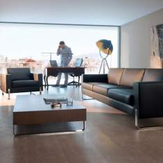 Profim myTurn Sofa mit Chromgestell in repräsentativer Empfangs- und Wartezone