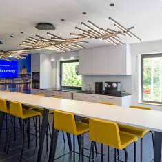 Kuster Netcom, Hinwil