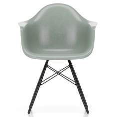 Designer Besucherstuhl mit Armlehnen Besucherstühle Konferenzstuhl Klassiker Konferenzstühle Vitra Eames Fiberglass Armchair DAW