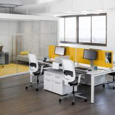 Weißer Schreibtisch Akustiktrennwand gelb, Team-Tisch Büro Team-Tische Großraumbüro Büromöbel , Steelcase, FrameFour Bench