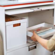 Diverse Accessoires | Behälter/Zeitungsablagen | Tischaufsätze/Papier- und CD-Ablagen, Steelcase, 1+1 Organisationselemente