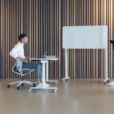 Rolltisch höhenverstellbarer Schreibtisch weiss Arbeitstisch mit Rollen Tischtafel Schrebitafel  Sedus se:lab
höhenverstellbar