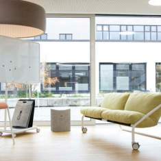 Mobiles Sofa türkis Lounge Sofa mit Rollen Sedus se:lab sofa