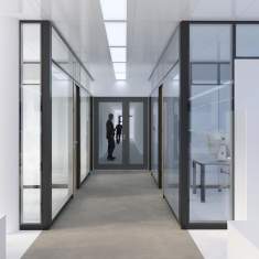 Raumhohe Trennwände Raumteiler Büro Goldbach Kirchner, Akustik Trennwand T65