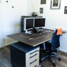 The Co-workers 1