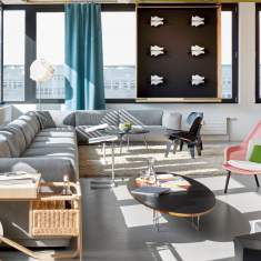 Couchtisch schwarz Couchtische, vitra, Elliptical Table ETR
