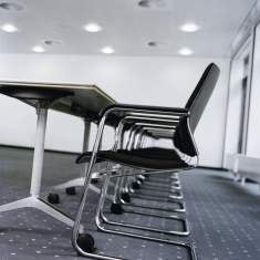 Wilkhahn Timetable Smart mobiler Tisch im Schulungsraum