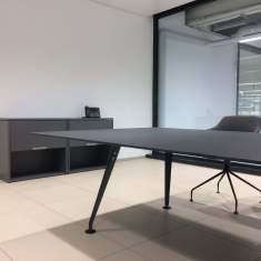 Konferenztisch schwarz Konferenztische Büro Identi, curva Meetingtisch
rechteckige Tischplatte