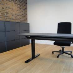 Höhenverstellbarer Schreibtisch schwarz Stehtische höhenverstellbar ergonomische Büromöbel, Identi, dinamica motor Sitz-Stehtisch T-Fuss elektrisch verstellbar