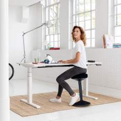 Schreibtischhocker Stehhilfe Styro Activity Stuhl
höhenverstellbar
