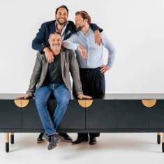 Stauram schwarz Sideboard Schrank Holz Neudoerfler Venice SSW Edition