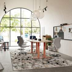 höhenverstellbarer Konferenztisch Büro Konferenztische höhenverstellbar Steelcase Migration SE höhenverstellbarer Besprechungstisch
abgerundete Tischplatte