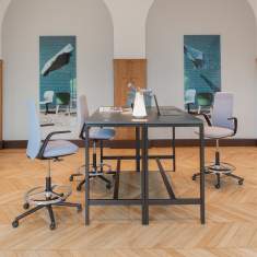Counterstuhl grau Counterstühle drehbar Drehstühle Haworth Nia Stool