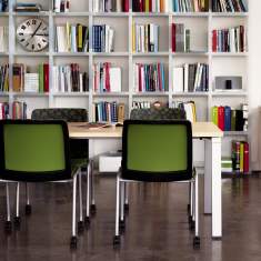 Lively Comforto 29 Besucherstuhl von Haworth im Arbeits- und Schulungsbereich