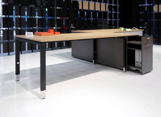 Orgatec Köln – Pensum Bügel mit Easy Push in Eiche natur